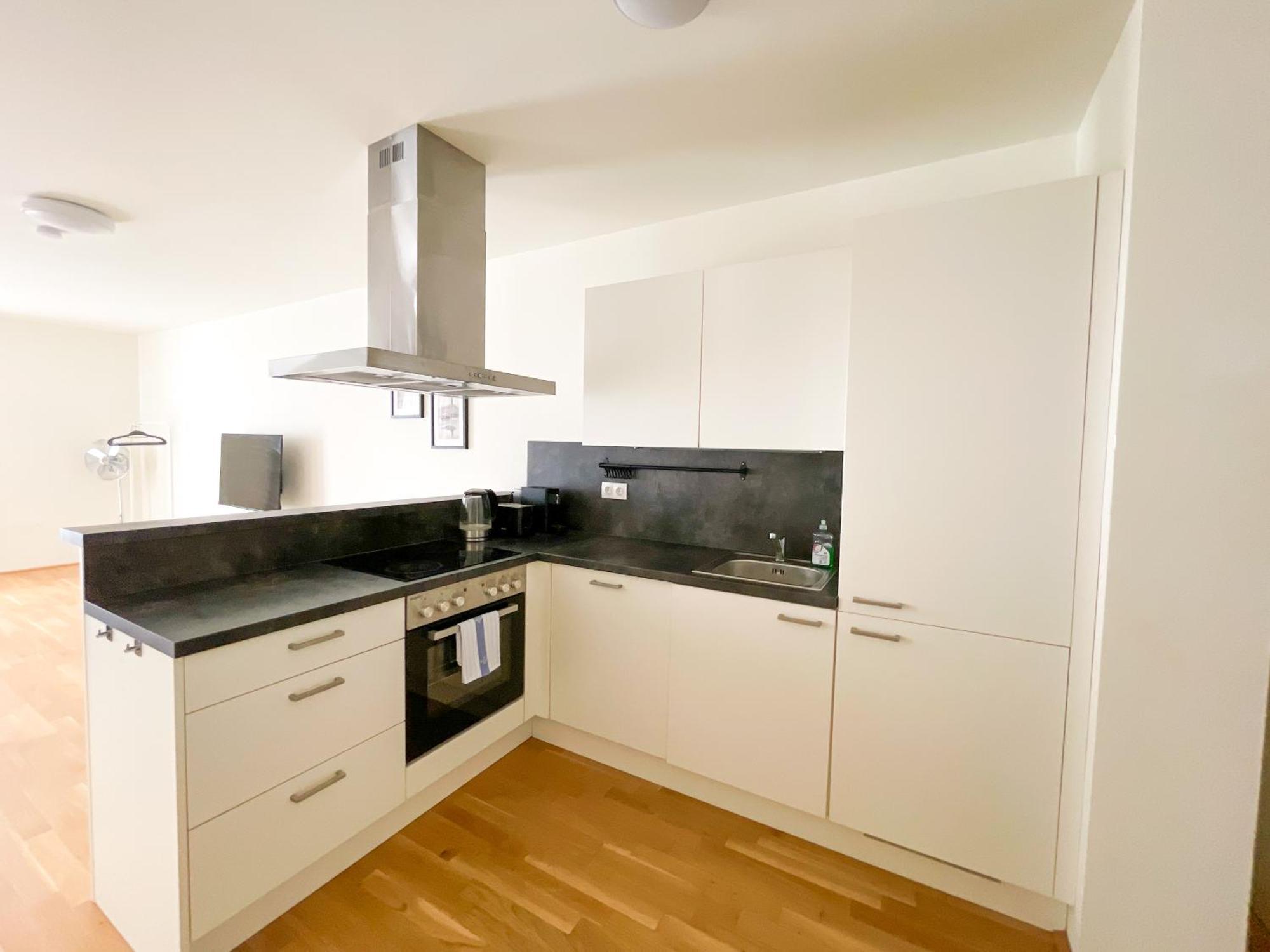 Whats-app Self-check-in - 1br Apartment, Near Airport,15 Min To Center Apartamento